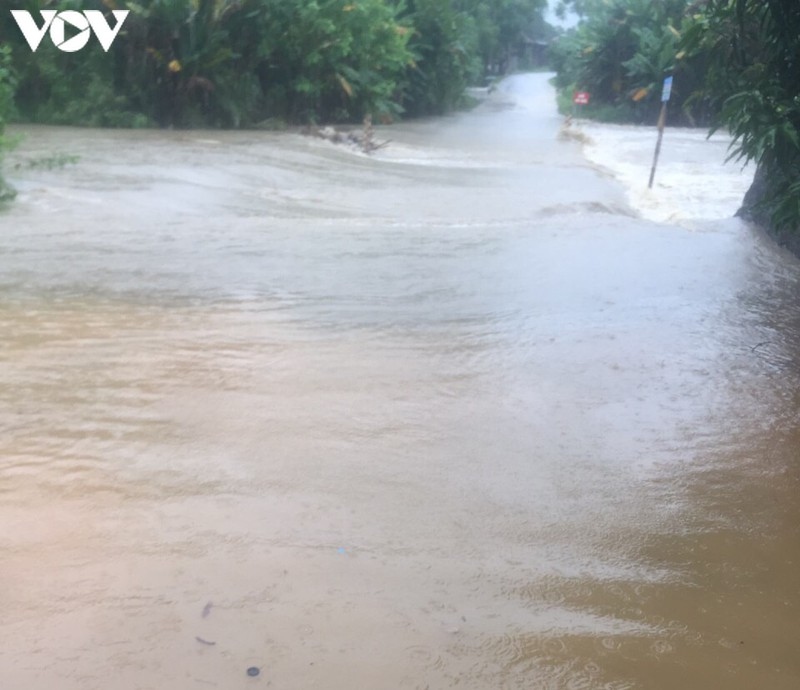 mua lon khien nhieu khu vuc o yen bai ngap lut, giao thong di lai kho khan hinh anh 6