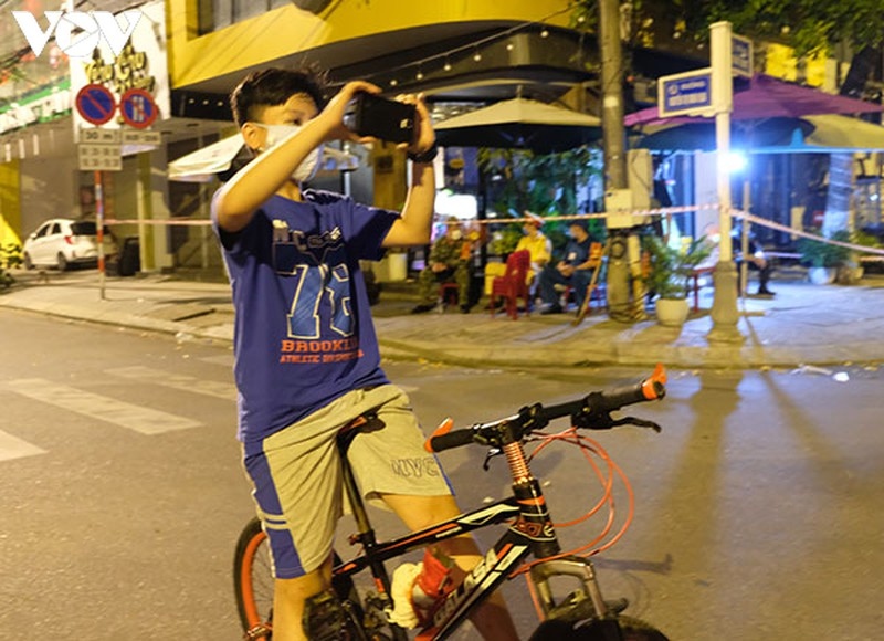 Da nang do bo phong toa benh vien thu 2 va gan 3000 dan quanh khu vuc hinh anh 2