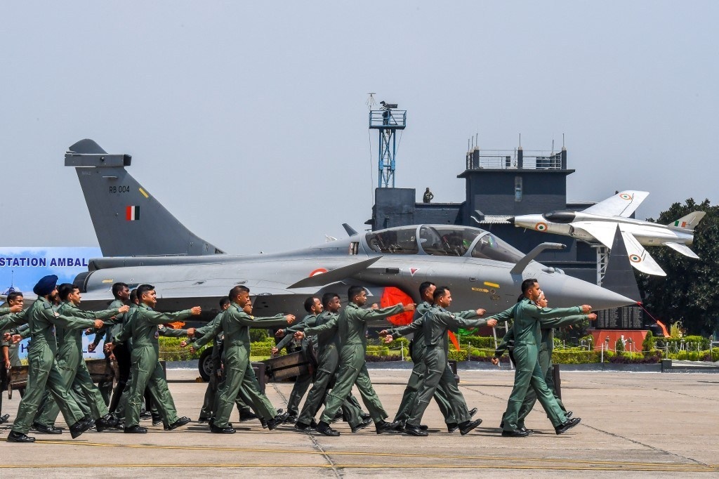 tiem kich rafale - vu khi lam thay doi cuoc choi cua khong quan An Do hinh anh 1