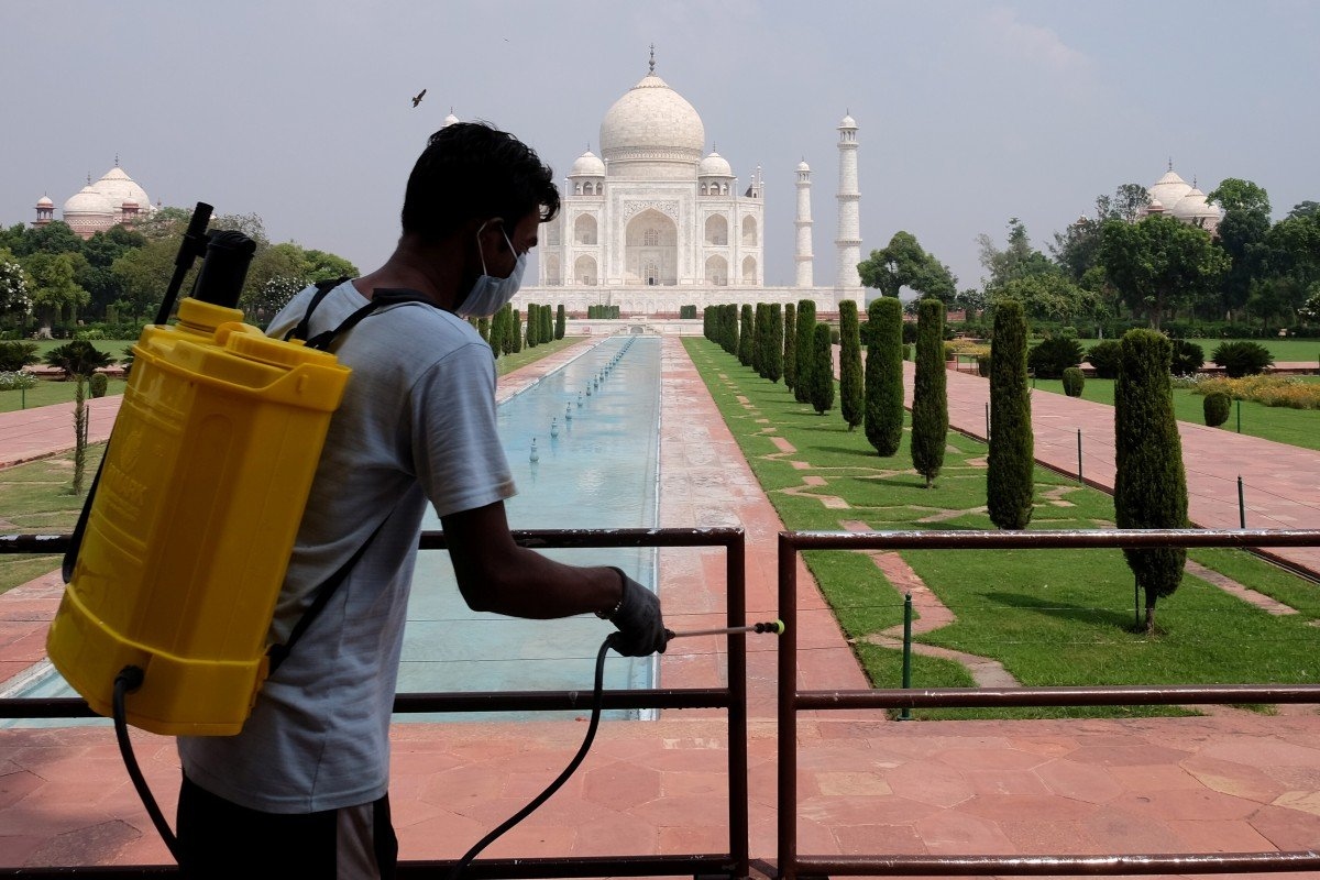 Đền Taj Mahal mở cửa trở lại: vắng vẻ lạ lẫm