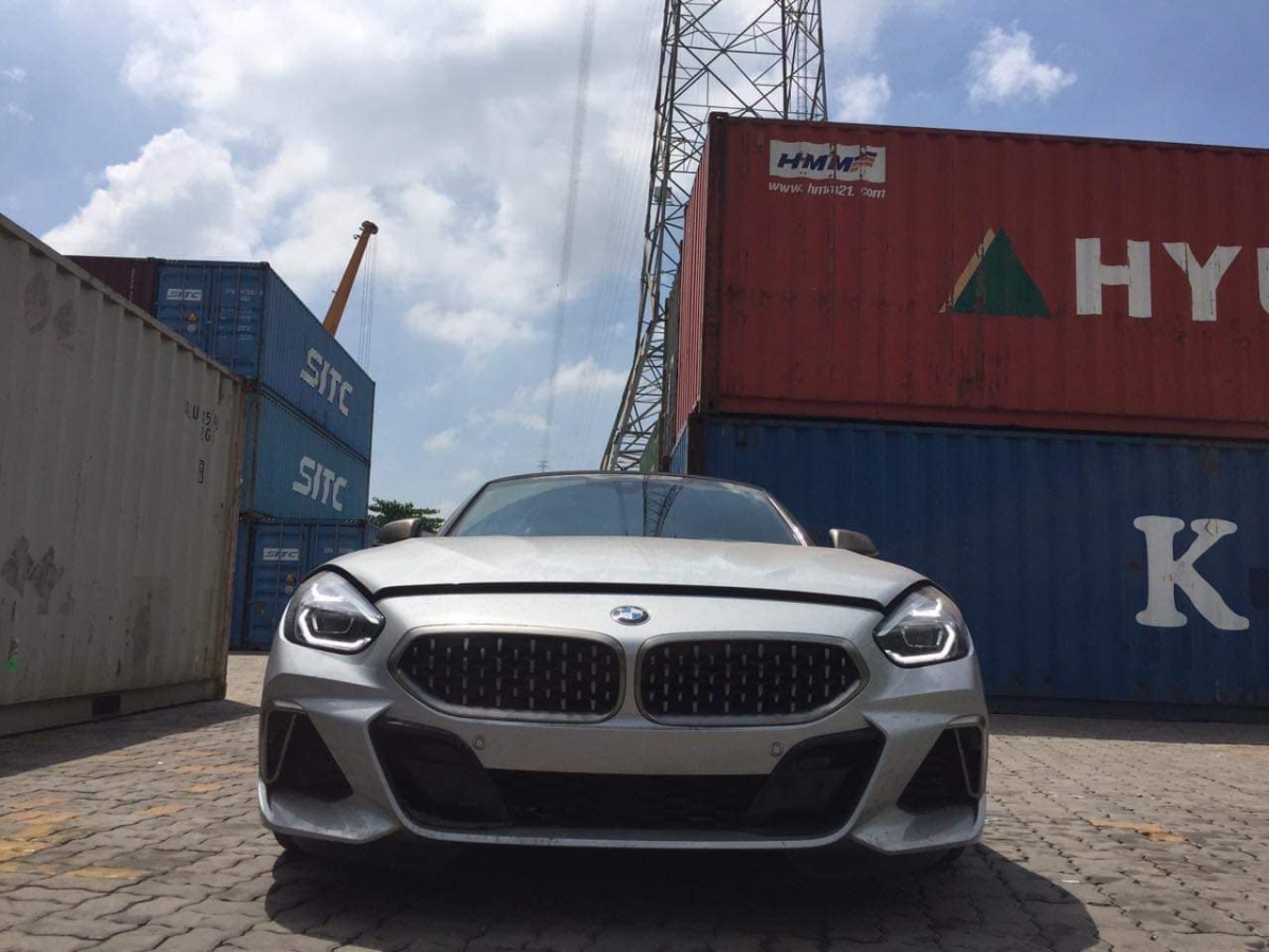 bmw z4 the he moi dau tien cap ben viet nam hinh anh 2