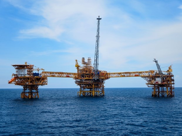 petrovietnam exploits 7.76 million tonnes of oil equivalent in eight months picture 1
