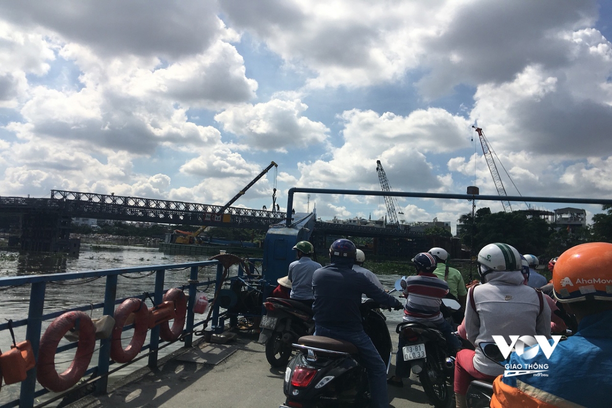 cầu sắt an phú Đông sắp hoạt động, người dân tphcm hết cảnh lụy phà hình ảnh 1 cau sat an phu Dong sap hoat dong, nguoi dan tphcm het canh luy pha hinh anh 1