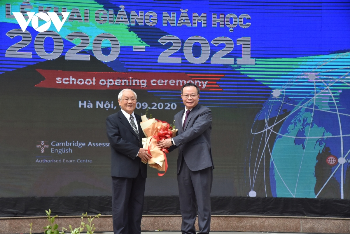 special new academic year for vietnamese students picture 6
