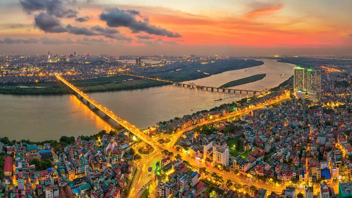 modern hanoi and ho chi minh city in impressive images picture 3