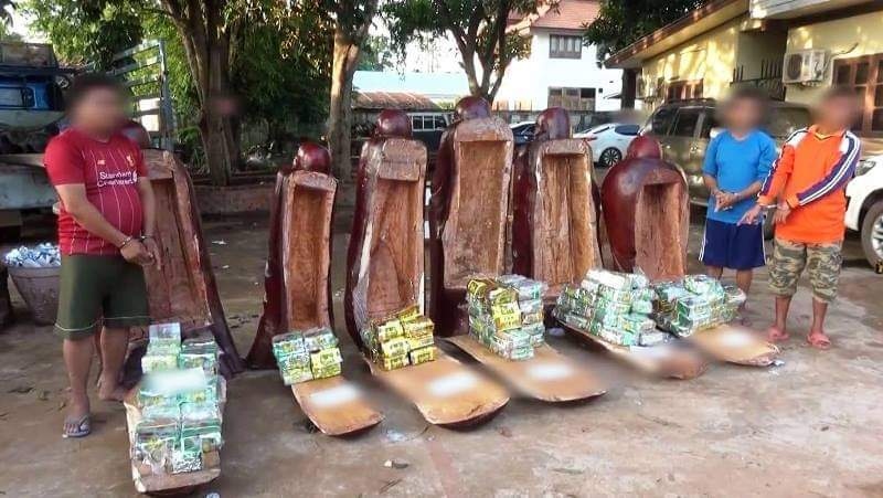 Ma túy được cất giấu tinh vi trong tượng phật.