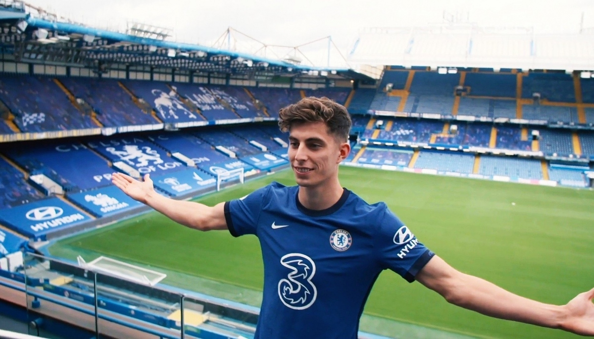 Doi hinh bom tan cap ben premier league o ky chuyen nhuong he nay hinh anh 7