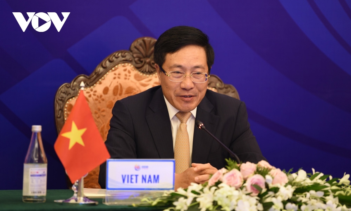 in photos hanoi plays host to amm-53 picture 8