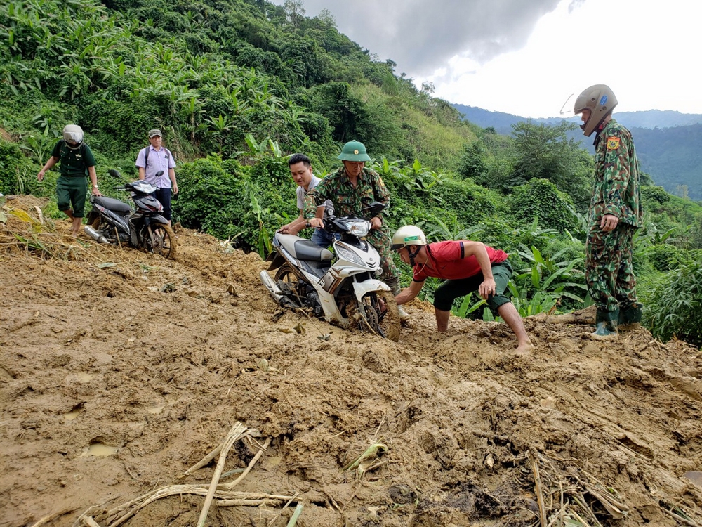 Quảng Nam vẫn còn 3 xã miền núi Tây Giang bị cô lập