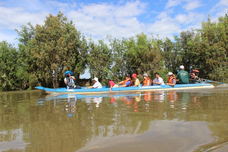 vov plays key role in climate change prevention picture 2 vov plays key role in climate change prevention picture 2