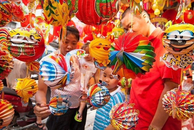 vietnam set to endure rainy period during mid-autumn festival picture 1