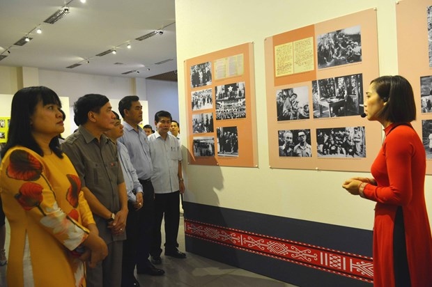 dak lak exhibition spotlights president ho chi minh s life and career picture 1