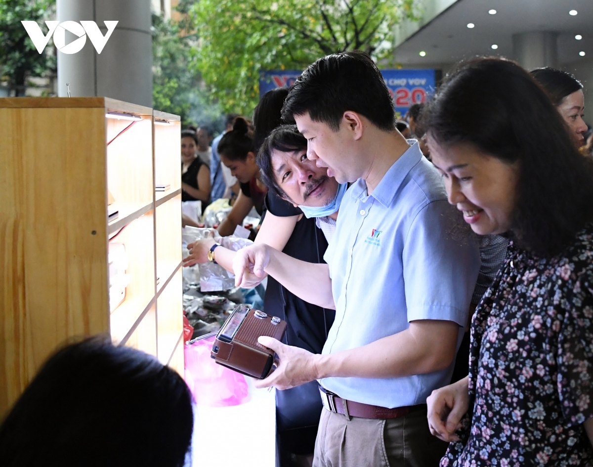 charity fair marks 75th founding anniversary of vov picture 13
