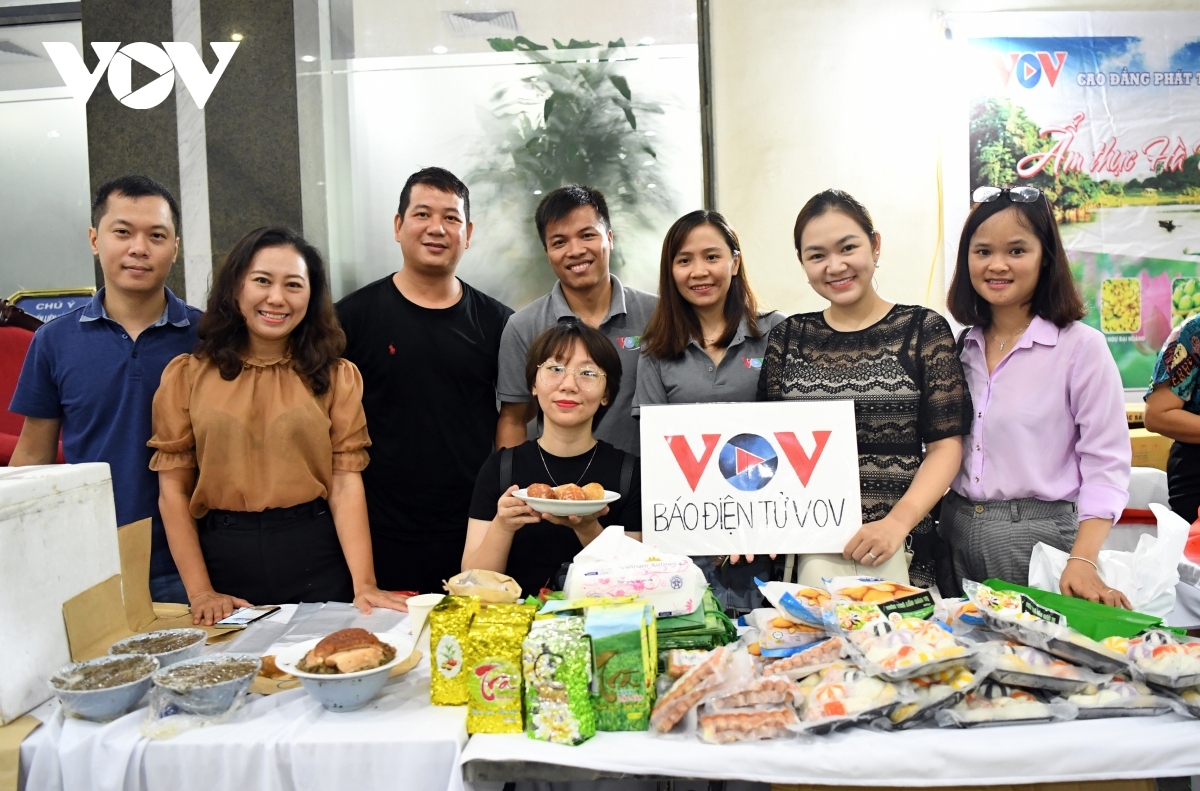 charity fair marks 75th founding anniversary of vov picture 4
