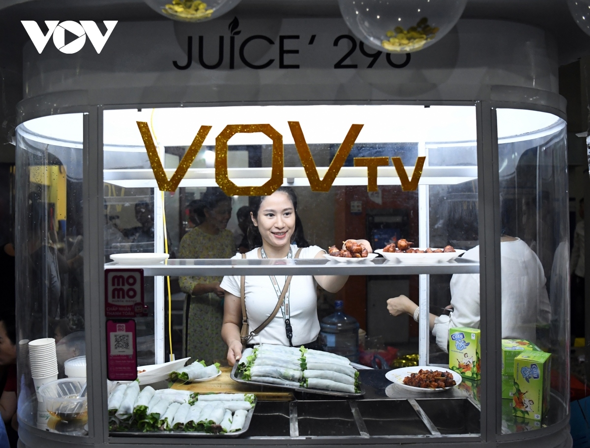 charity fair marks 75th founding anniversary of vov picture 7