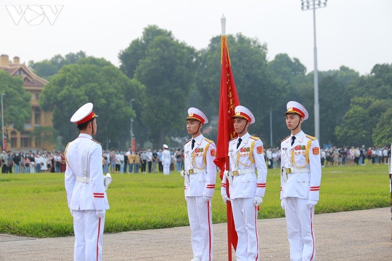 flag-salute ceremony in celebration of national day picture 8