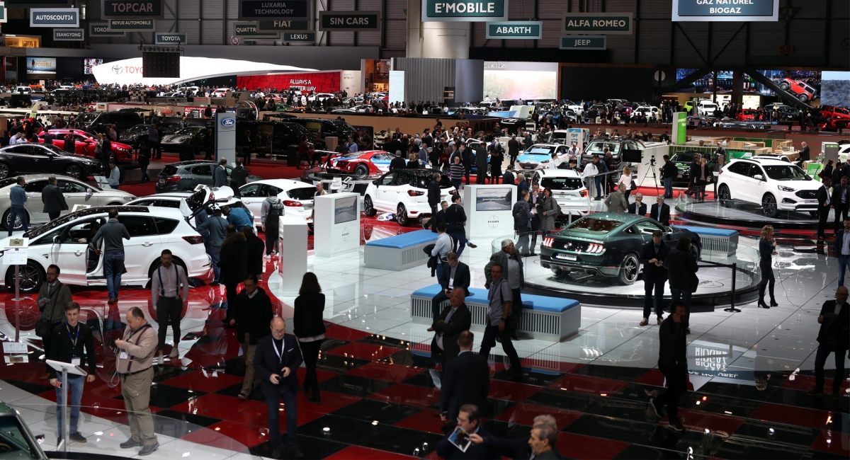 trien lam geneva motor show se duoc to chuc tro lai hinh anh 2