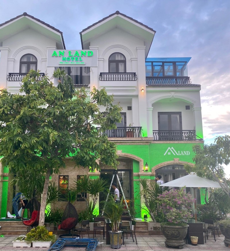 an land hotel - noi cam xuc giao hoa hinh anh 1