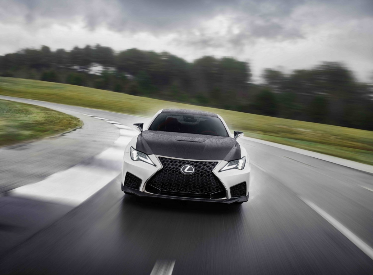 Ngắm Lexus RC F 2021 phiên bản hiệu năng cao