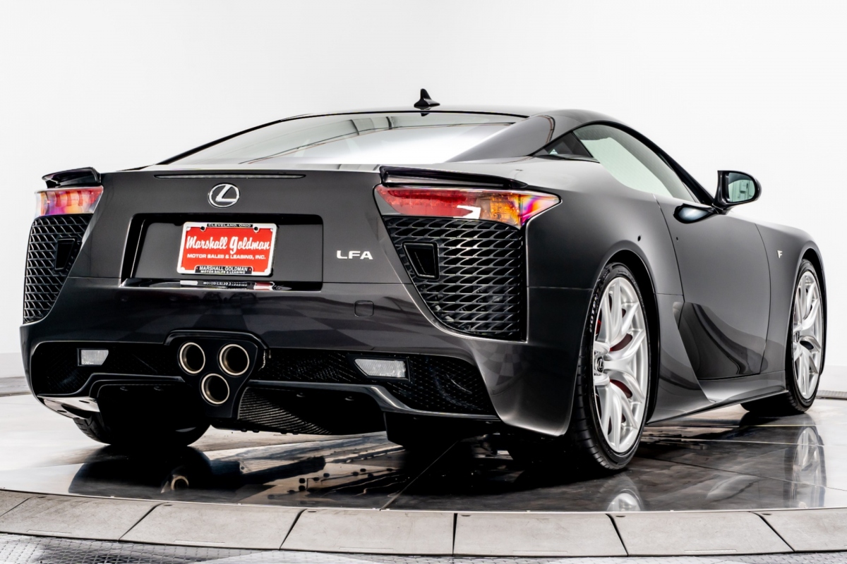 can canh chiec lexus lfa mau nau doc nhat vo nhi hinh anh 7