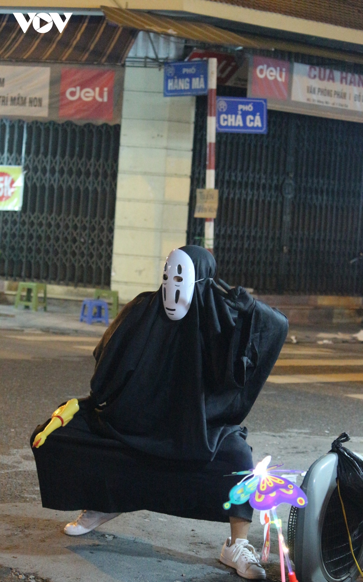 hang ma street gears up for start of mid-autumn festival picture 6