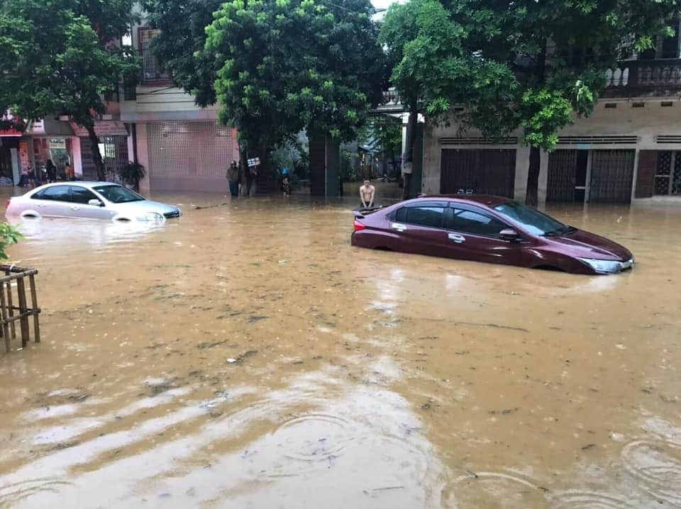 mưa lớn gây ngập lụt ở lào cai hình ảnh 2 mua lon gay ngap lut o lao cai hinh anh 2