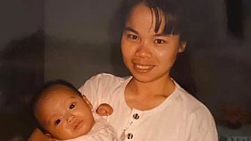 Abandoned Frenchwoman searches for Vietnamese birth mother