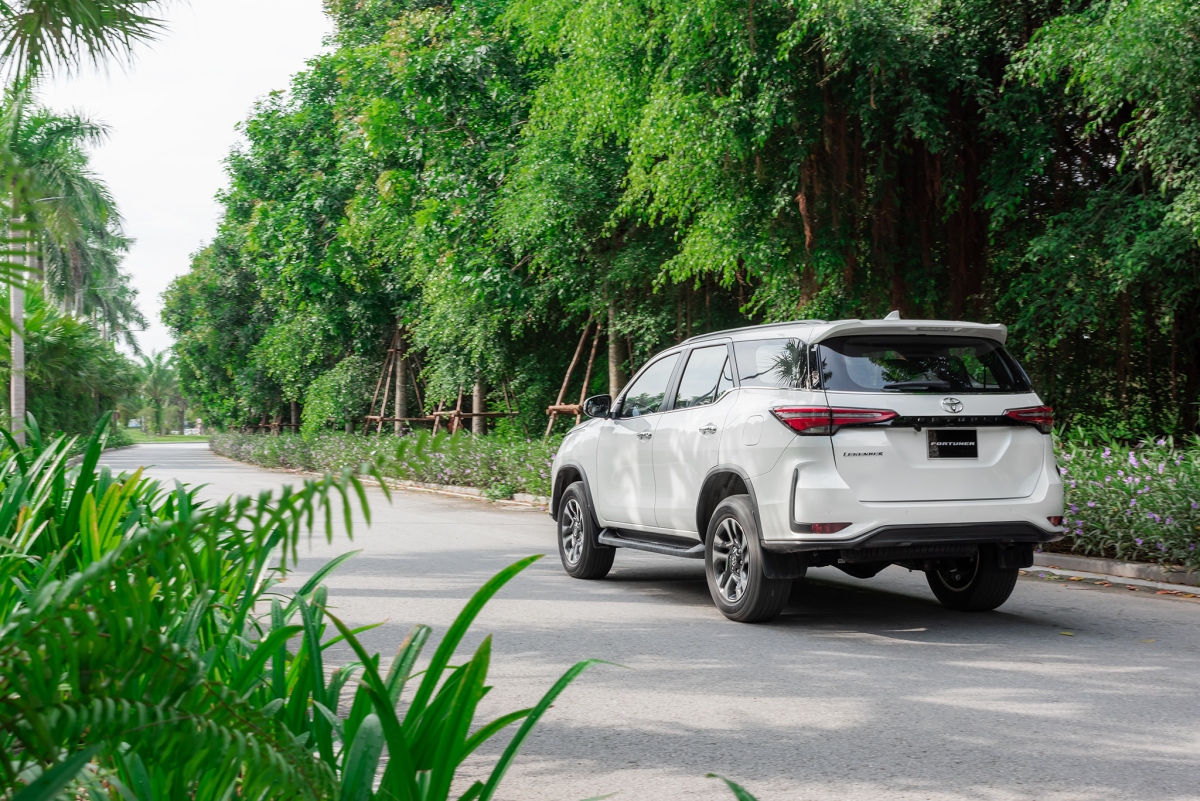 Anh chi tiet toyota fortuner 2020 gia tu 995 trieu dong hinh anh 13