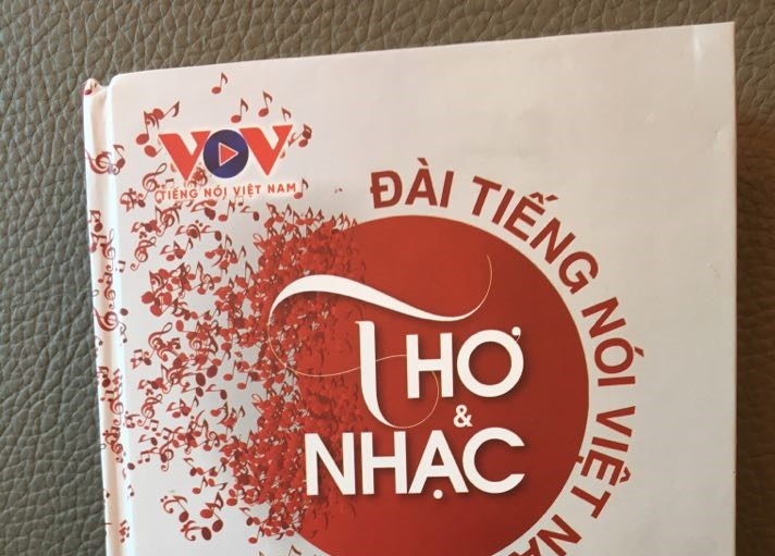 “Đài Tiếng nói Việt Nam – Thơ và Nhạc”: Một hành trình tiếp lửa