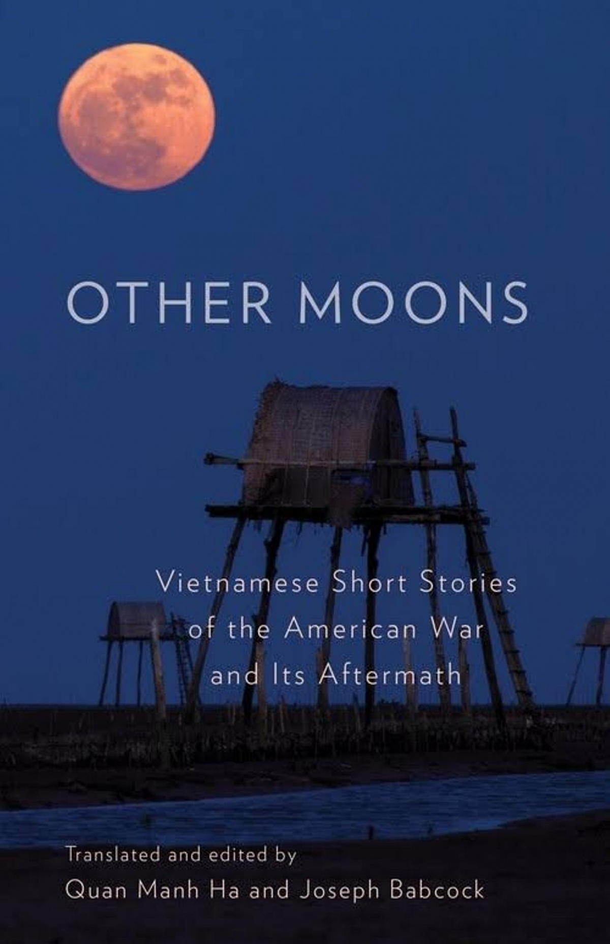 other moons- nhung vang trang khac hinh anh 2