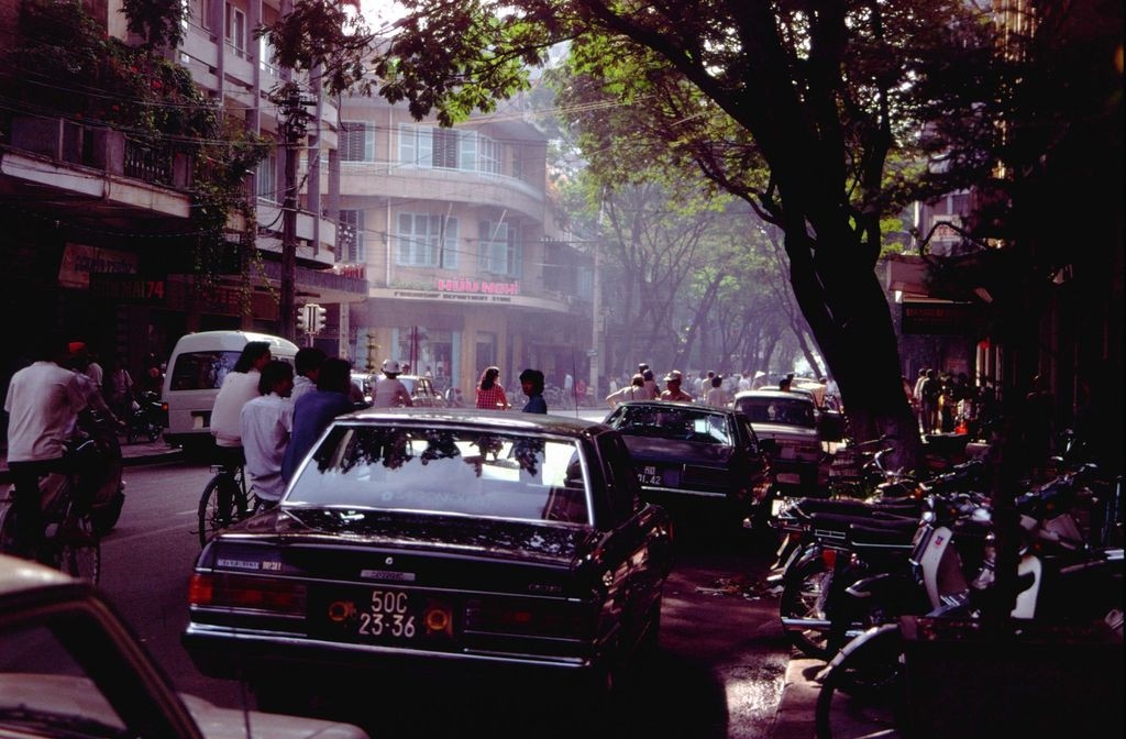 interesting photos showcase saigon traffic in 1989 picture 14