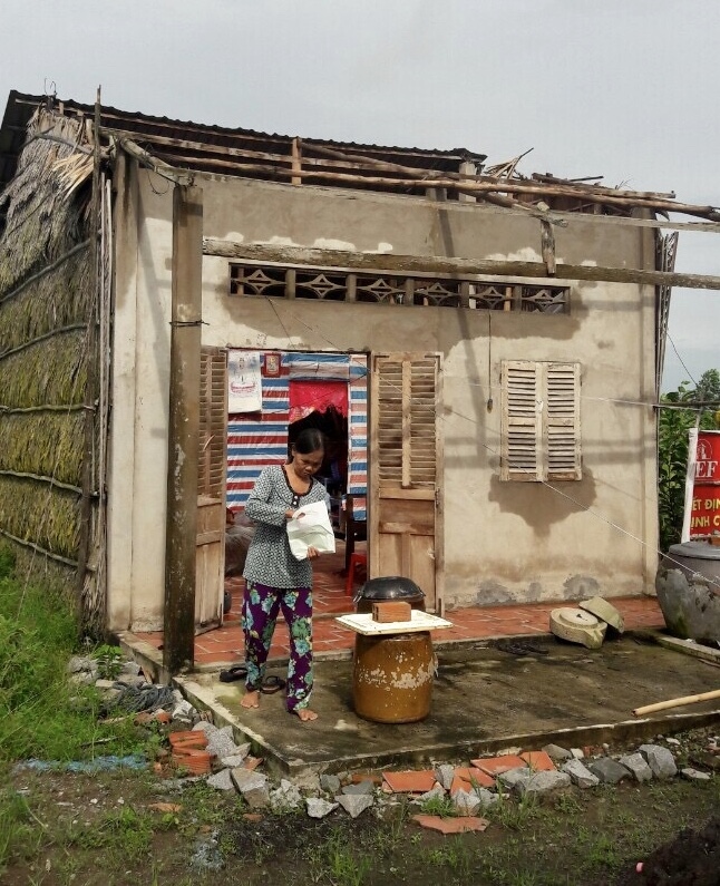 mua lon kem dong loc lam sap, toc mai gan 20 nha dan o hau giang hinh anh 1