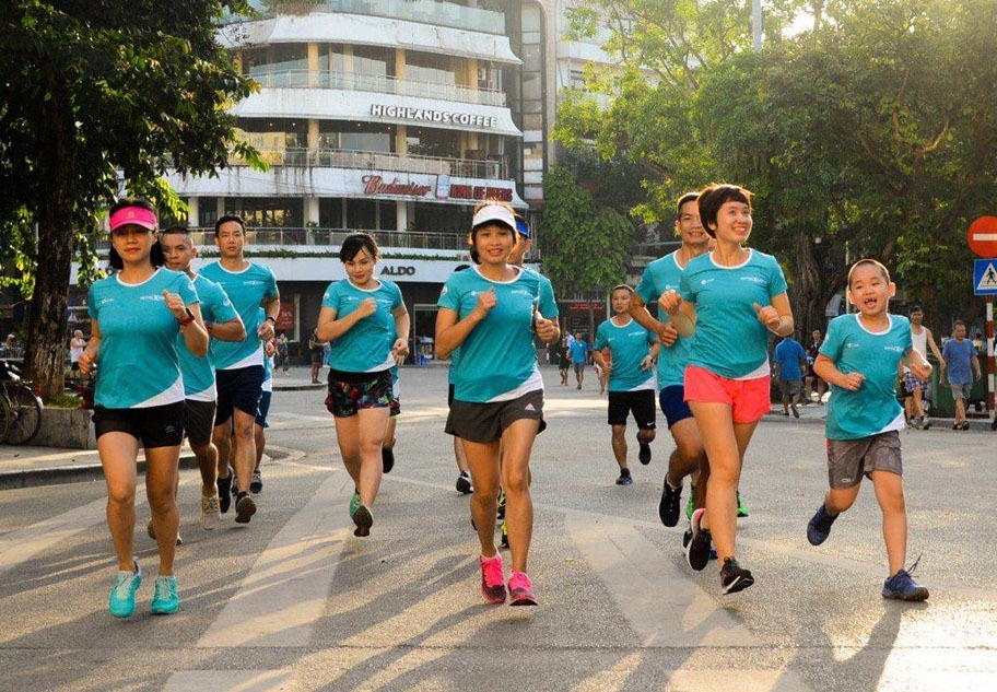 1,000 athletes join charity run to fight against heart disease picture 1