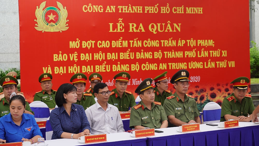 cong an tphcm ra quan dam bao an ninh trat tu Dai hoi Dang bo hinh anh 1