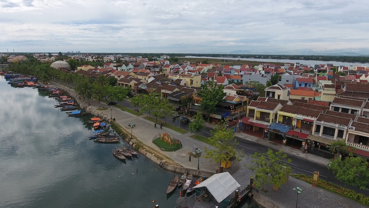 nghe Dai tieng noi viet nam trong khu phong toa o hoi an hinh anh 4