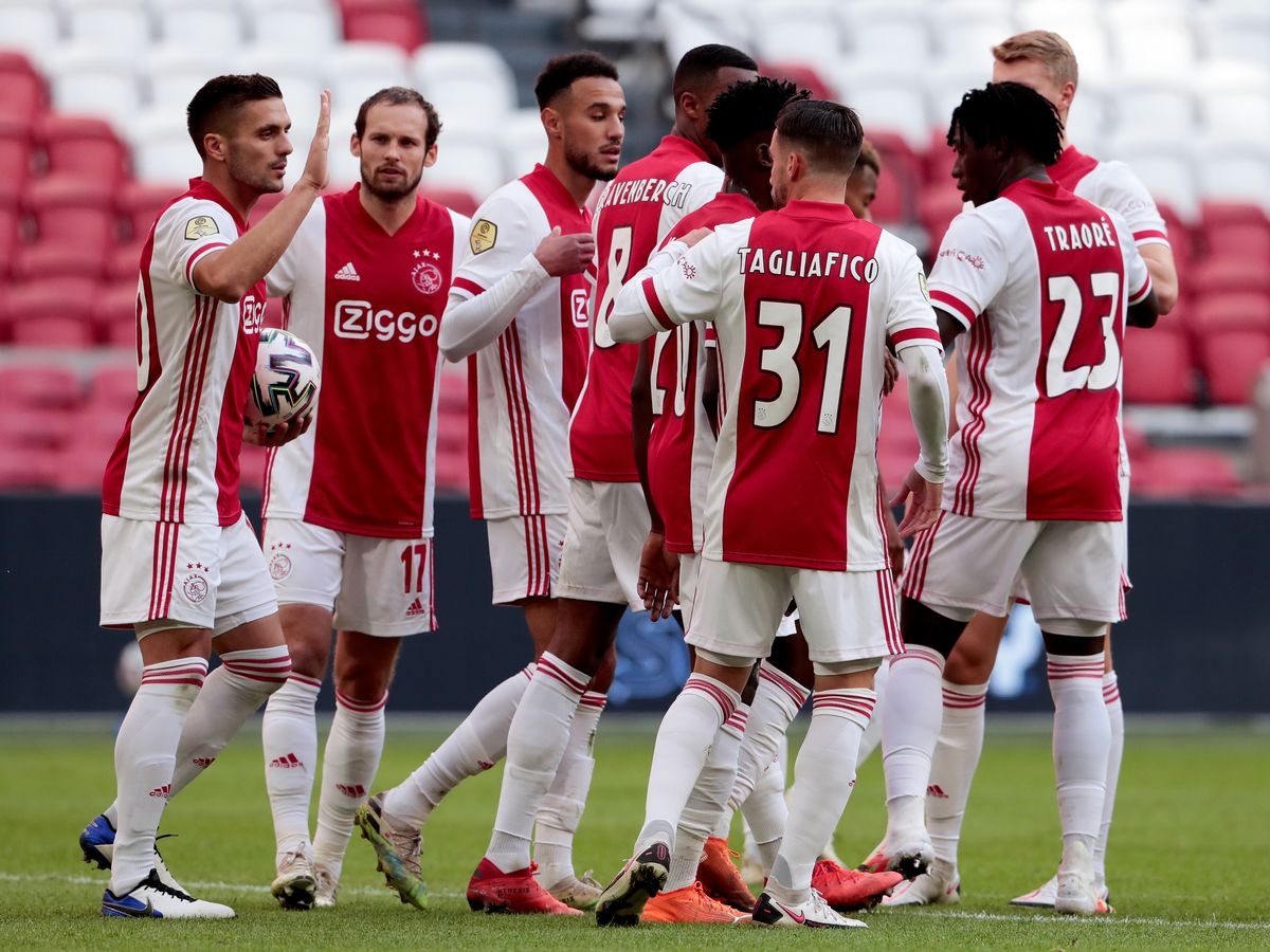 ajax - liverpool khoi dau hanh trinh khong van dijk hinh anh 2