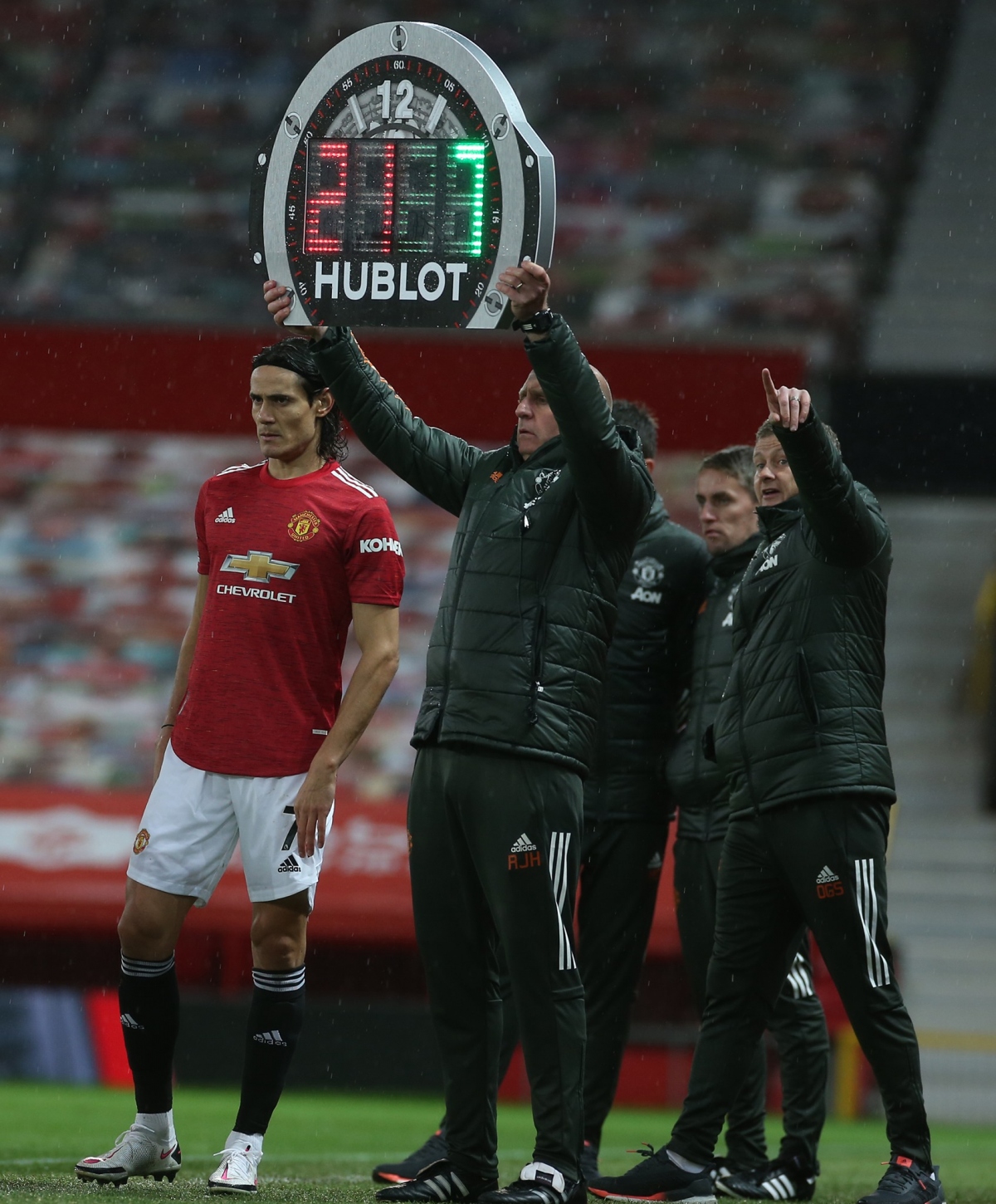 toan canh mu 0-0 chelsea edouard mendy che mo edinson cavani hinh anh 4