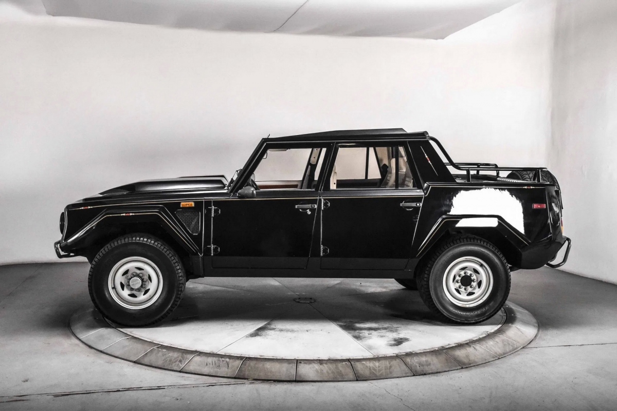 lamborghini lm002 sau hon 30 nam van duoc rao ban hon 200.000 usd hinh anh 5