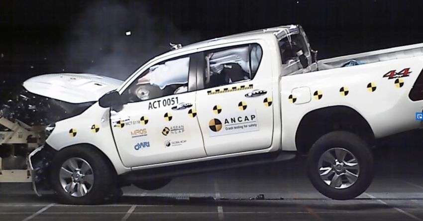 toyota hilux va fortuner 2020 vuot qua thu nghiem va cham cua asean ncap hinh anh 1