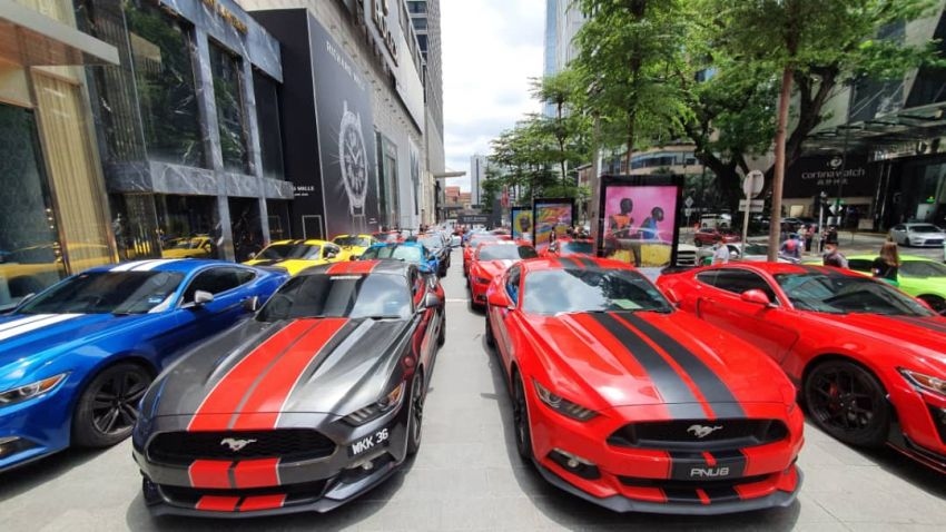 137 chiec ford mustang lap ky luc tai malaysia hinh anh 3