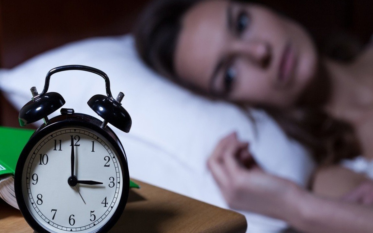 Bí quyết giúp ngủ ngon hơn sau một ngày làm việc căng thẳng | VOV.VN