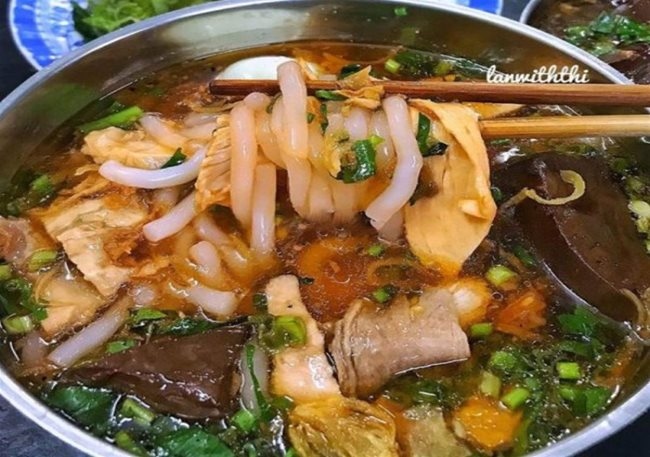 gia lai-style rice noodle soup picture 1