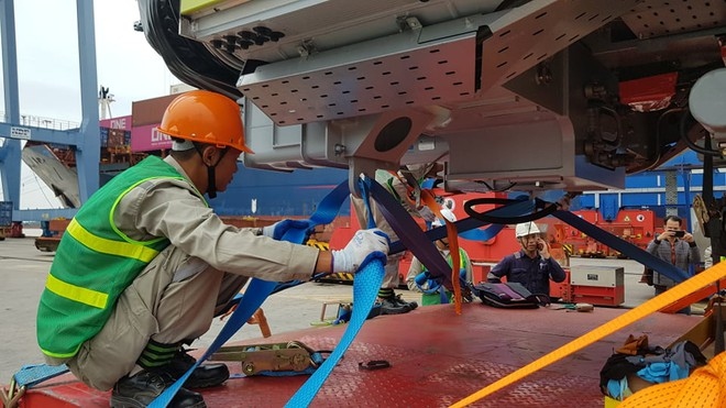 Doan tau metro nhon - ga ha noi da ve cang hai phong hinh anh 6