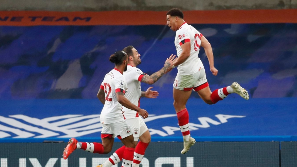 bom tan ghi ban, chelsea van hoa that vong 3-3 truoc southampton hinh anh 2