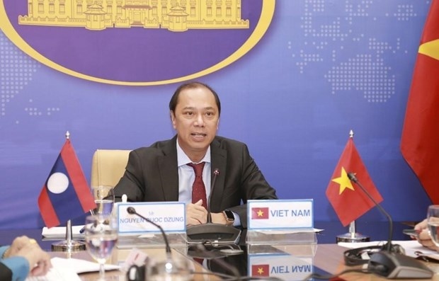 deputy ministerial-level vietnam-laos political consultation held picture 1