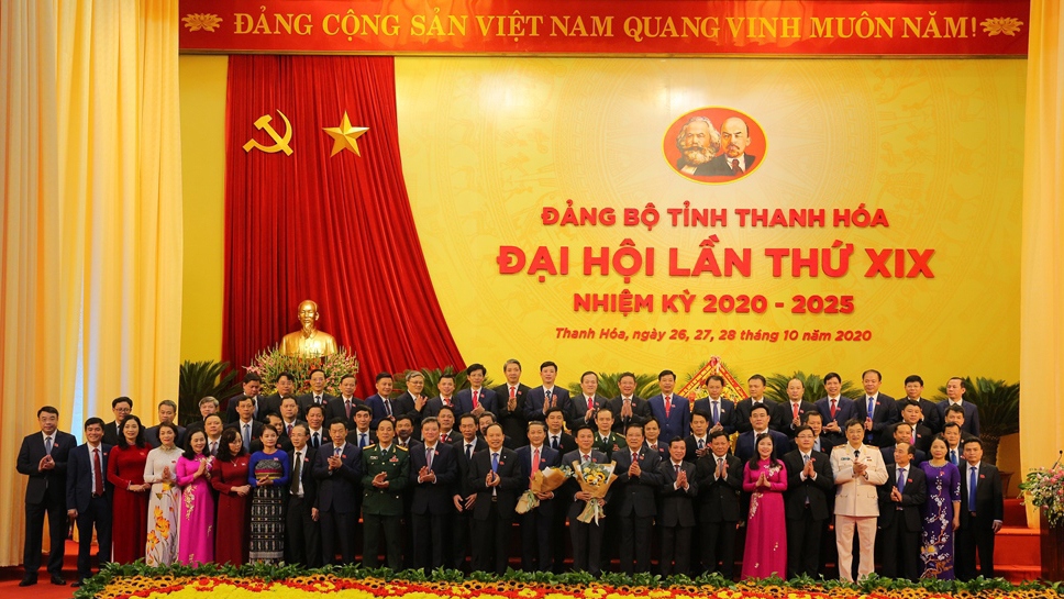 bch Da ng bo thanh hoa hu a vi su ha i lo ng-a m no-sung tu c cua nhan dan hinh anh 1