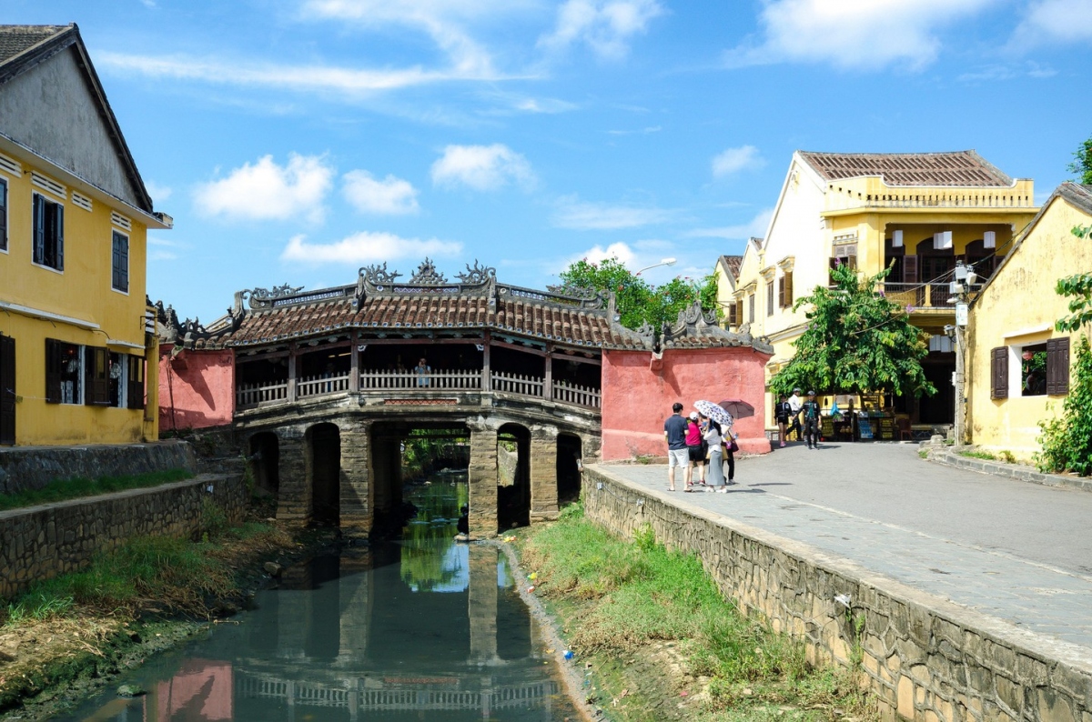 bucket list experiences for tourists visiting vietnam picture 3