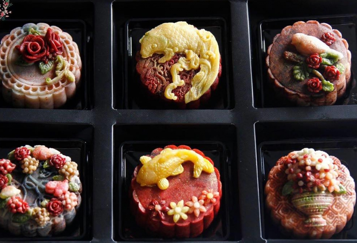 unique moon cakes hit domestic market for full moon festival picture 4