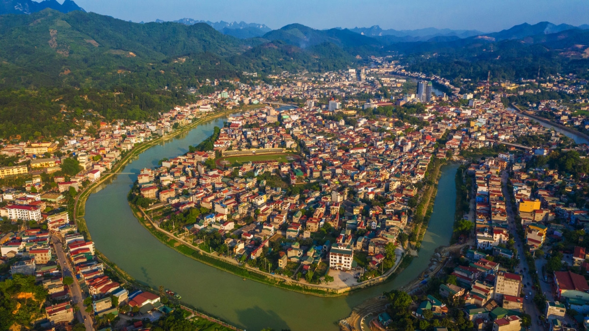 bí thư cao bằng khắc phục 3 điểm nghẽn để phát huy khát vọng, bản lĩnh vươn lên hình ảnh 2 bi thu cao bang khac phuc 3 diem nghen de phat huy khat vong, ban linh vuon len hinh anh 2