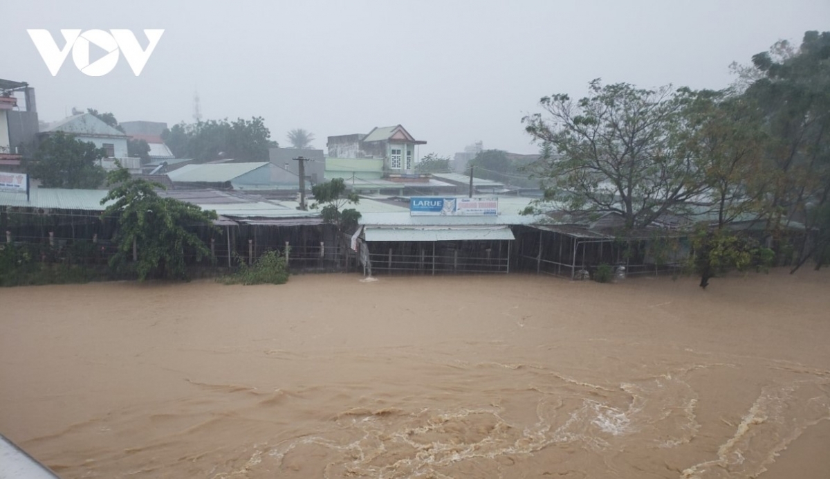 Indonesia extends sympathies over calamity-caused losses in central Vietnam